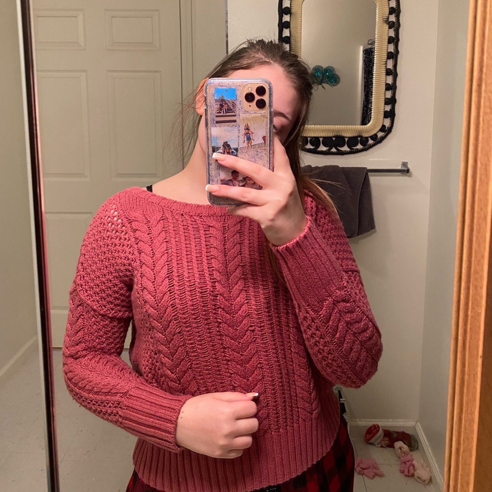 American eagle sweater